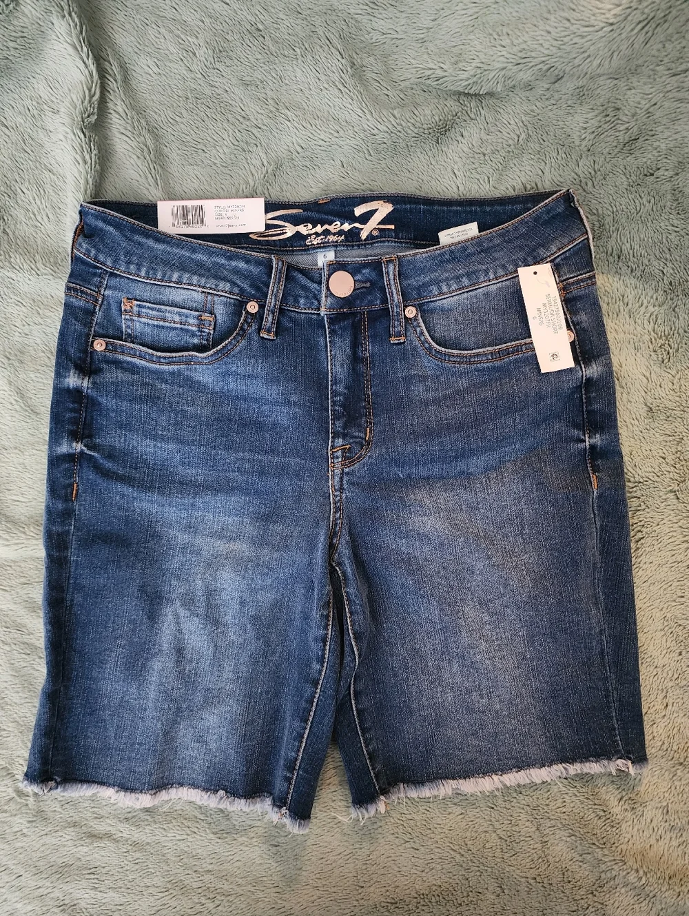 Seven7 Fray Hem Denim Stretch Bermuda Jean Shorts 9